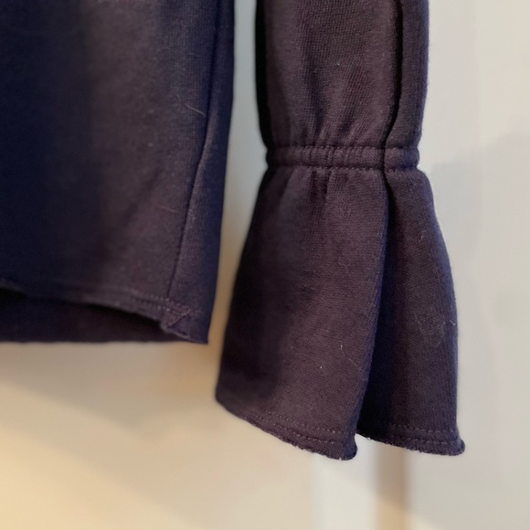 LAST CHANCE!! Gap Kids Navy Sweatshirt, Rainbow Flippy Heart. XL (12) - Picture 6 of 8